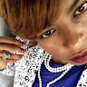 Meet your Posher, So